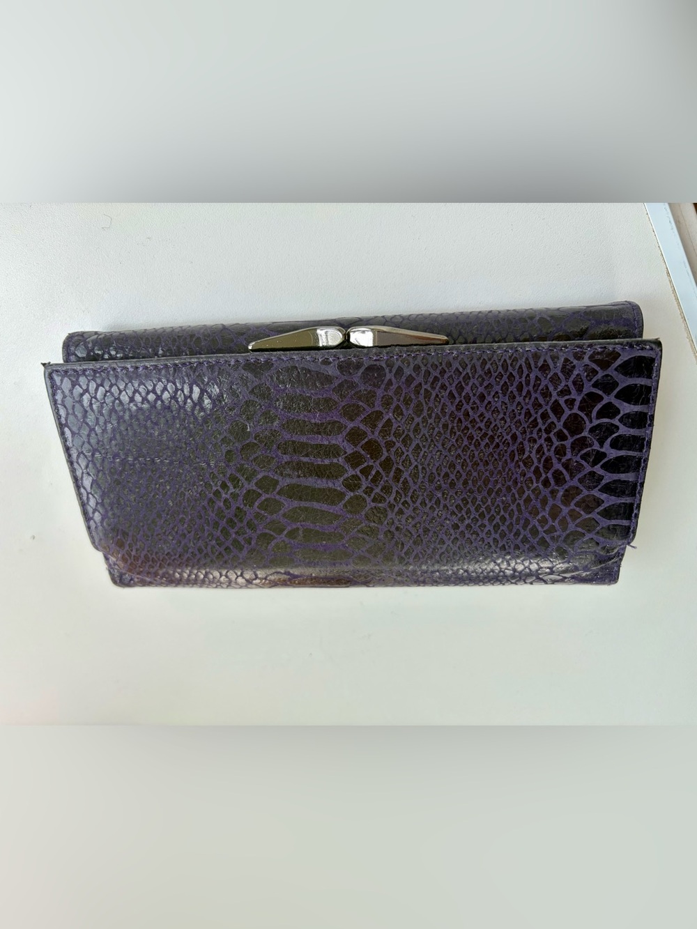 Danier Purple Genuine Leather Trifold Wallet Kiss Lock Y2K Python Snake Indie